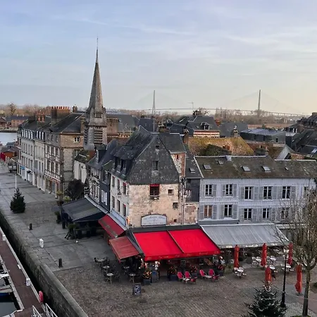 Le Nid De Pie * Honfleur
